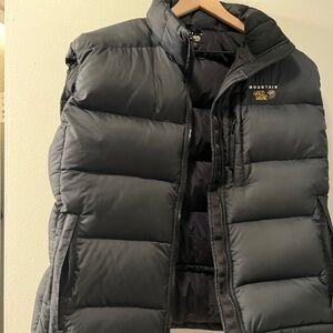 Mountain Hardwear Black Down Vest (size 14)